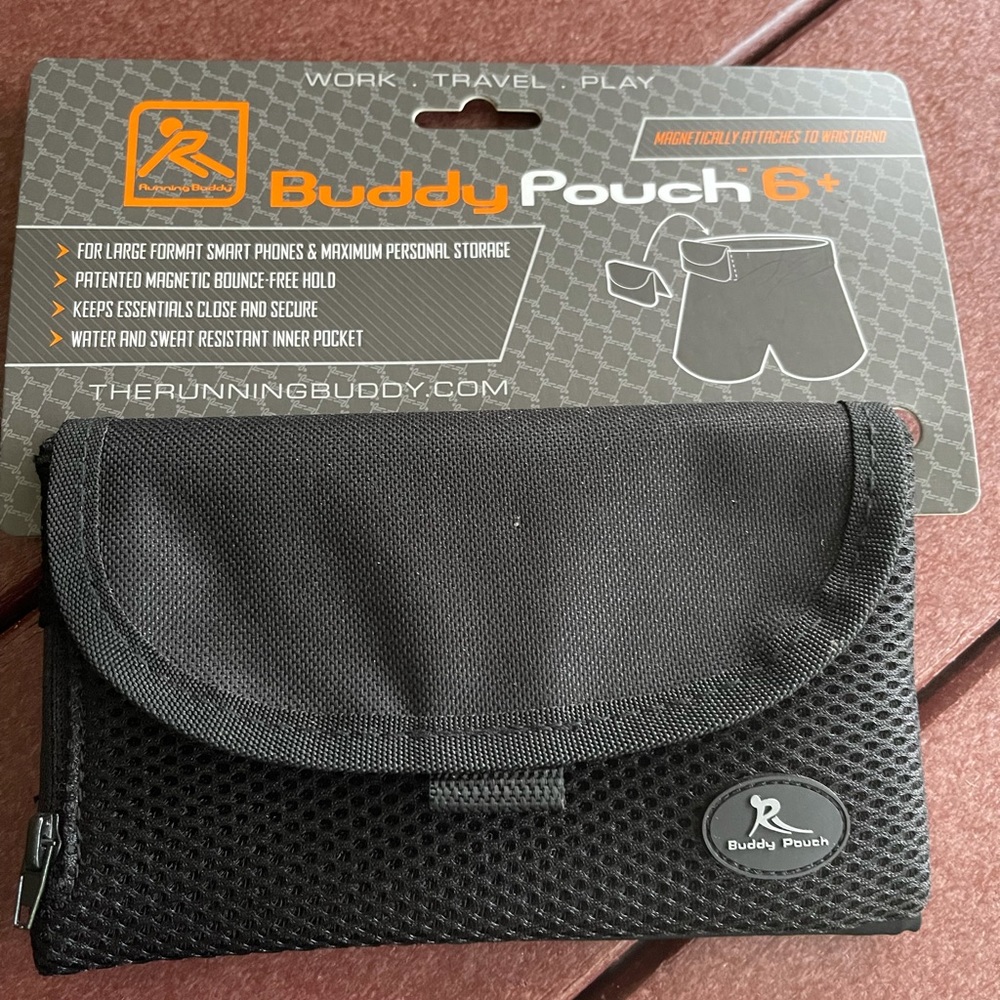 Magnetic Buddy Pouch - new